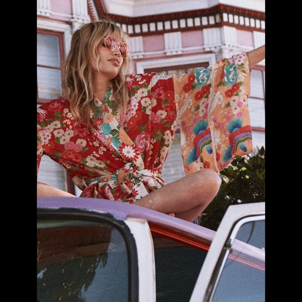 Spell Delilah Short Kimono